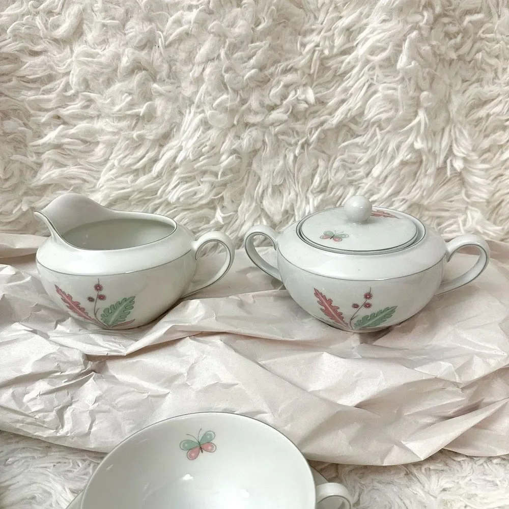 Porzellanfabrik Arzberg 5pc Porcelain teacup&saucer, ‎ creamer & sugar jar